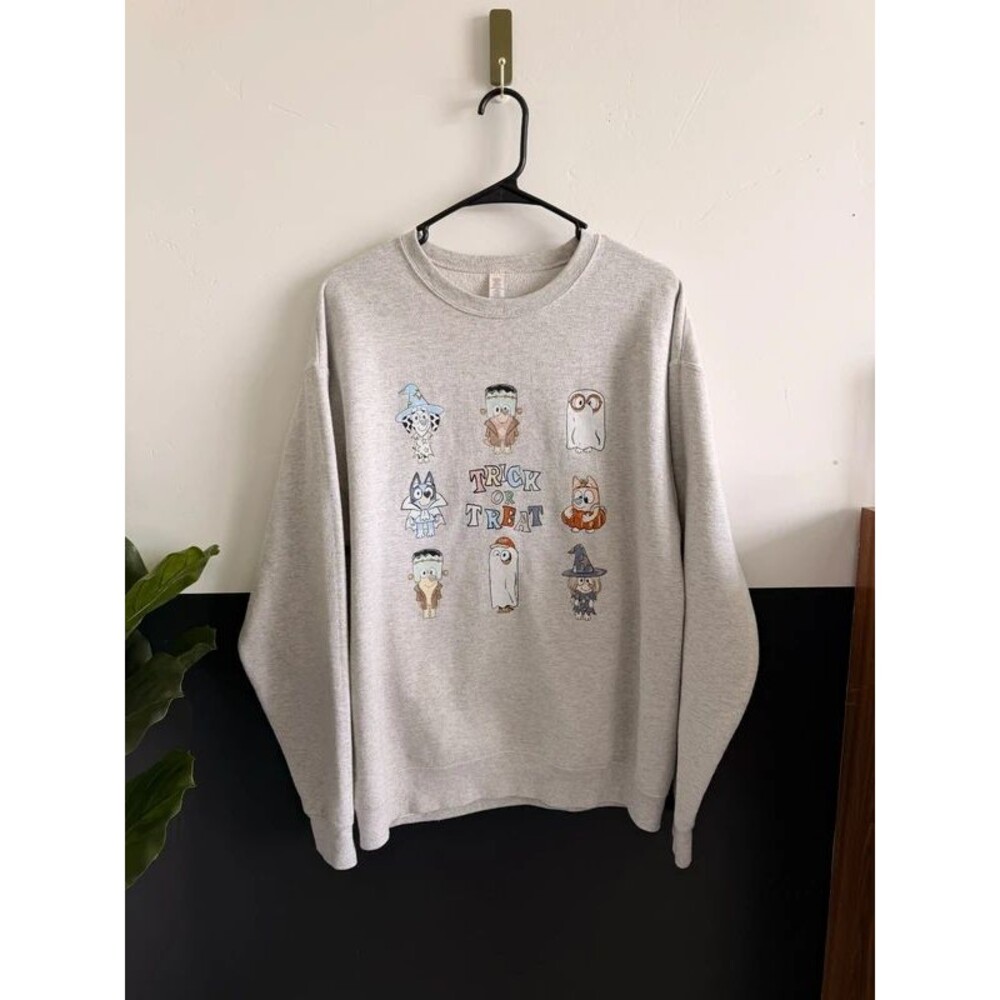 Bluey Size Large Graphic Crewneck